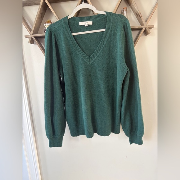 Loft Green V-Neck Sweater. Women’s size large. - Picture 1 of 7